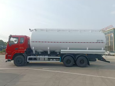 Pneumatischer Schüttgut-Futtermitteltransporter mit Luftkompressor 40-60 cbm